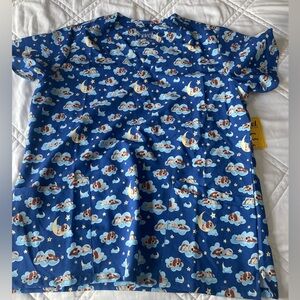 Nurses’ scrub shirt